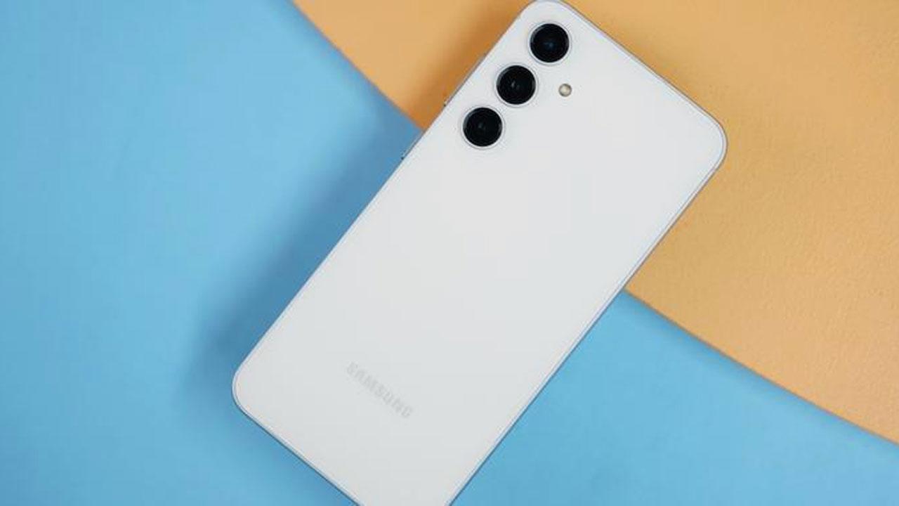 Galaxy F06 5G bütçe dostu fiyatıyla tanıtıldı!