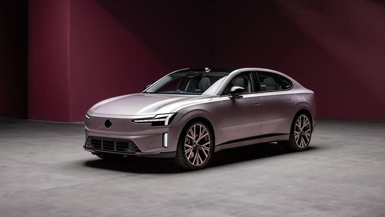 Yeni tamamen elektrikli Volvo ES90 tanıtıldı!