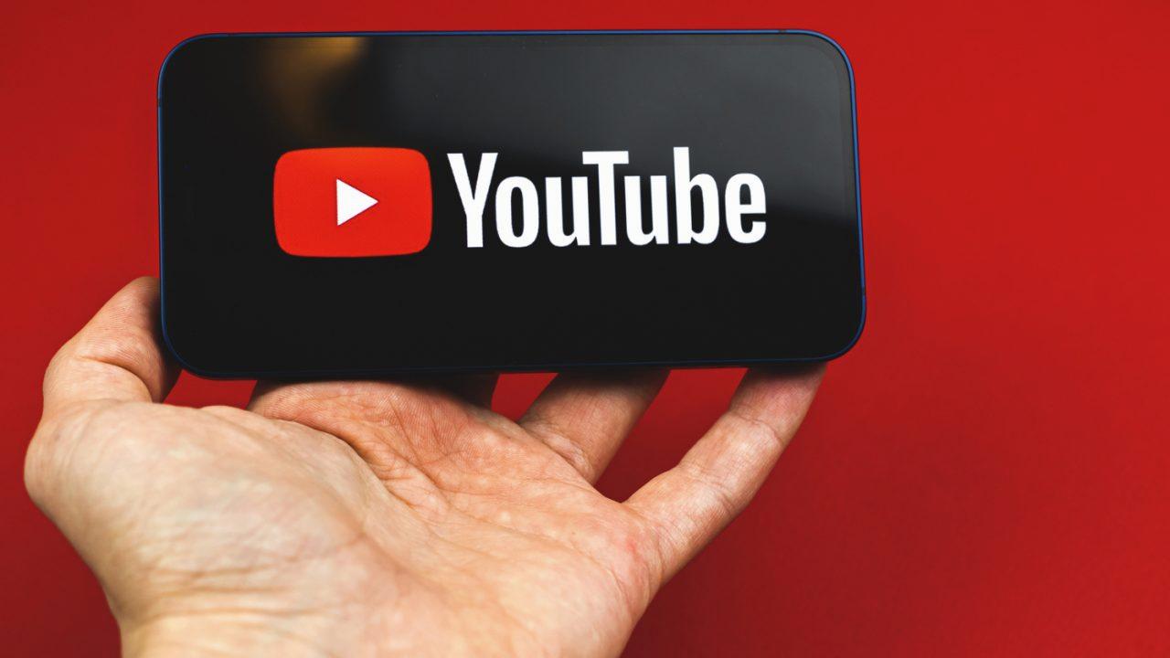 YouTube, cinsel içerikli videoların görsellerini bulanıklaştırıyor!